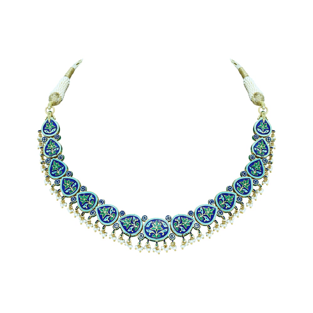 Pear-Shaped Polki Necklace with Gold Detailing and Pearls